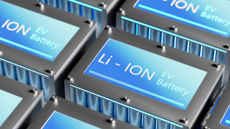Lithium-ion battery pack for electric vehicles